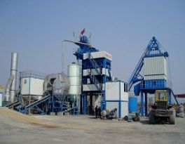 Introduction of heavy oil for asphalt mixing plant