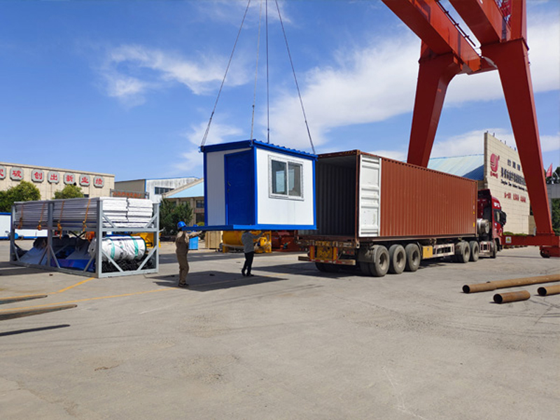 Loading of the concrete mixing plant to Nigeria